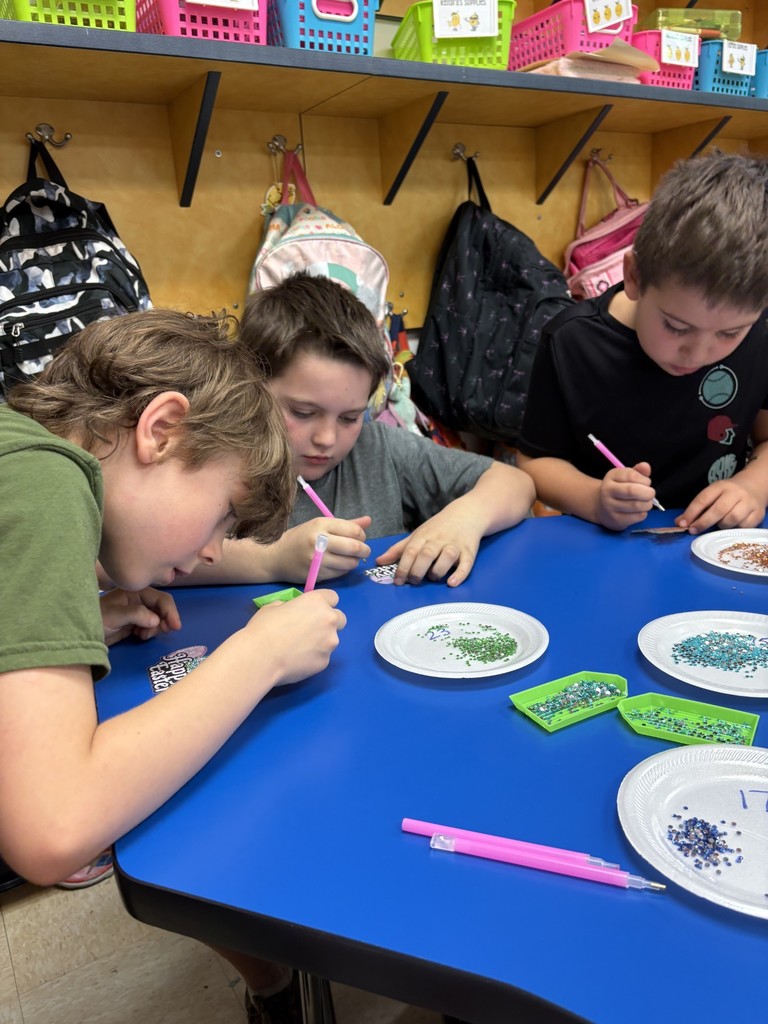 3rd Grade Diamond Crafts - 2
