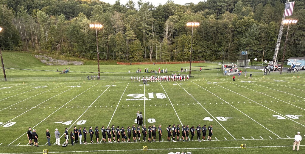 D-H Football vs CV - 1