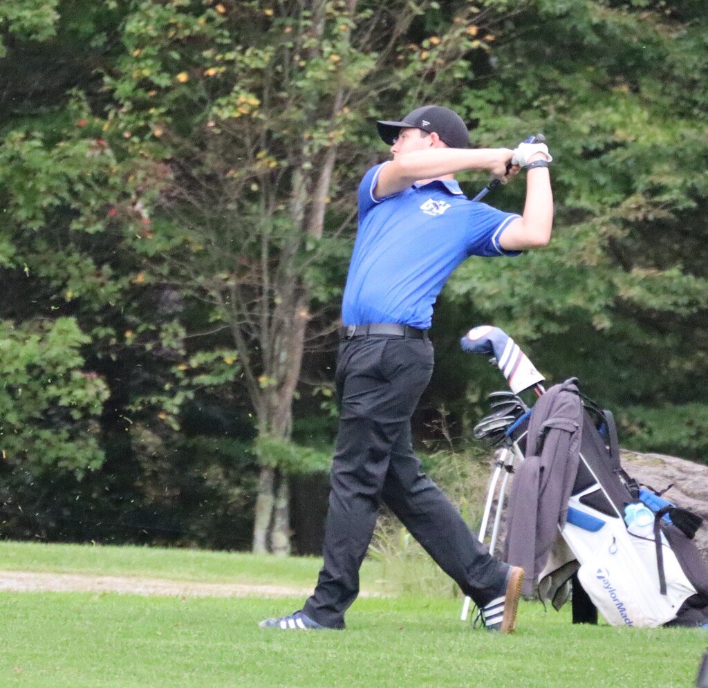 Golf vs Sidney - 7