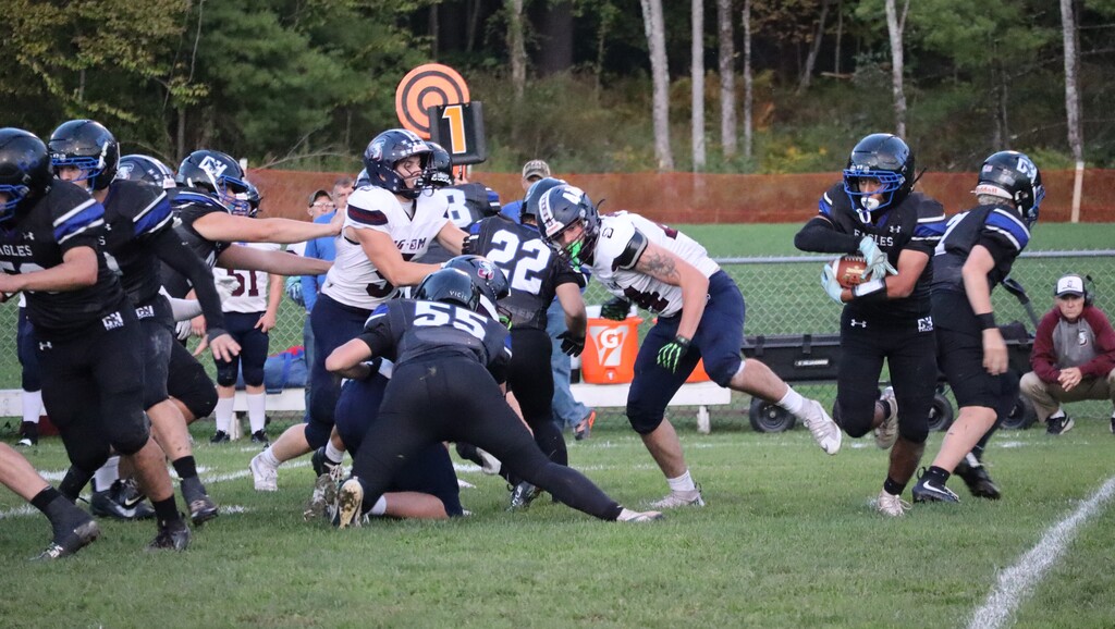 DH Football vs Schuyler - 6