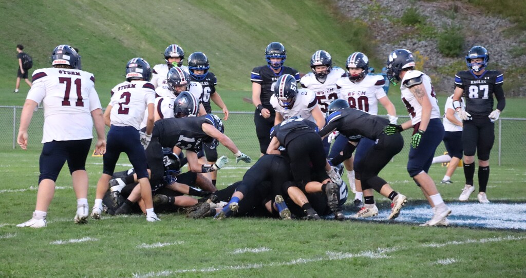 DH Football vs Schuyler - 1