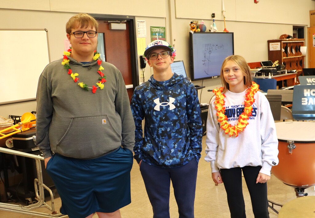 Spirit Week - Tropical Tuesday - 6
