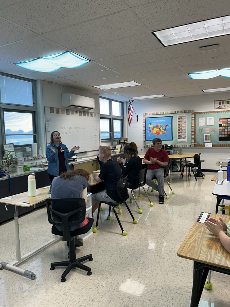 students getting music therapy