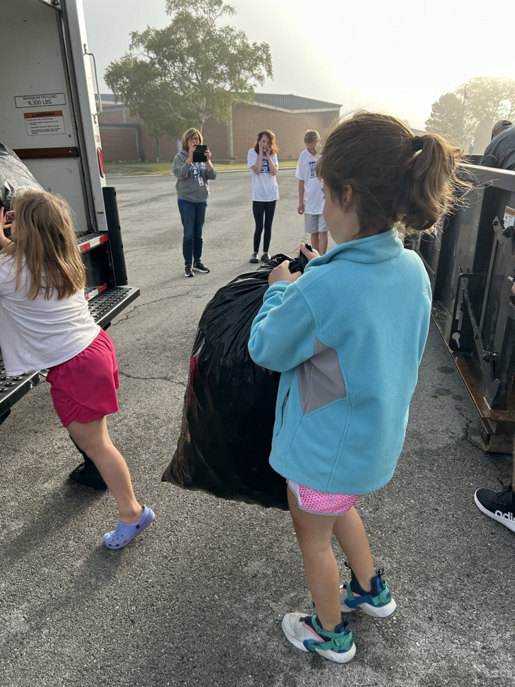 students recycling