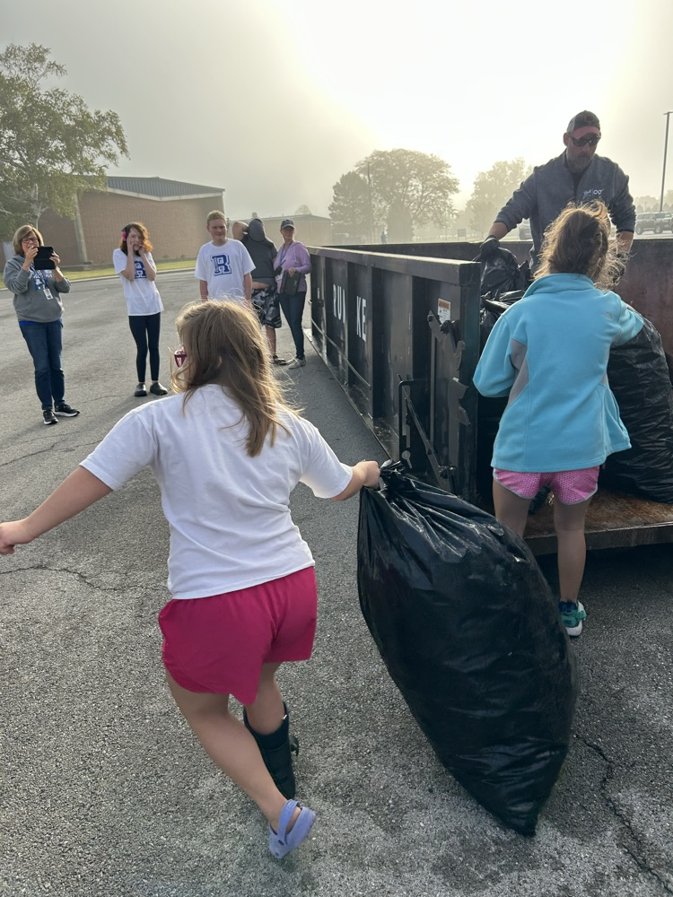 students recycling