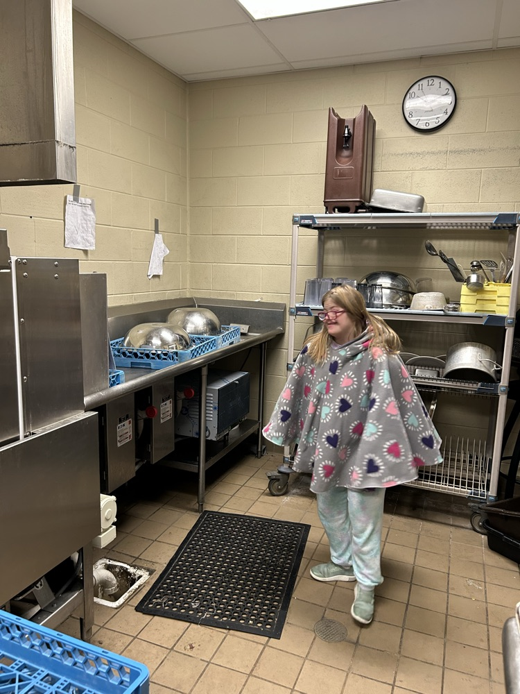 student at dishwasher 