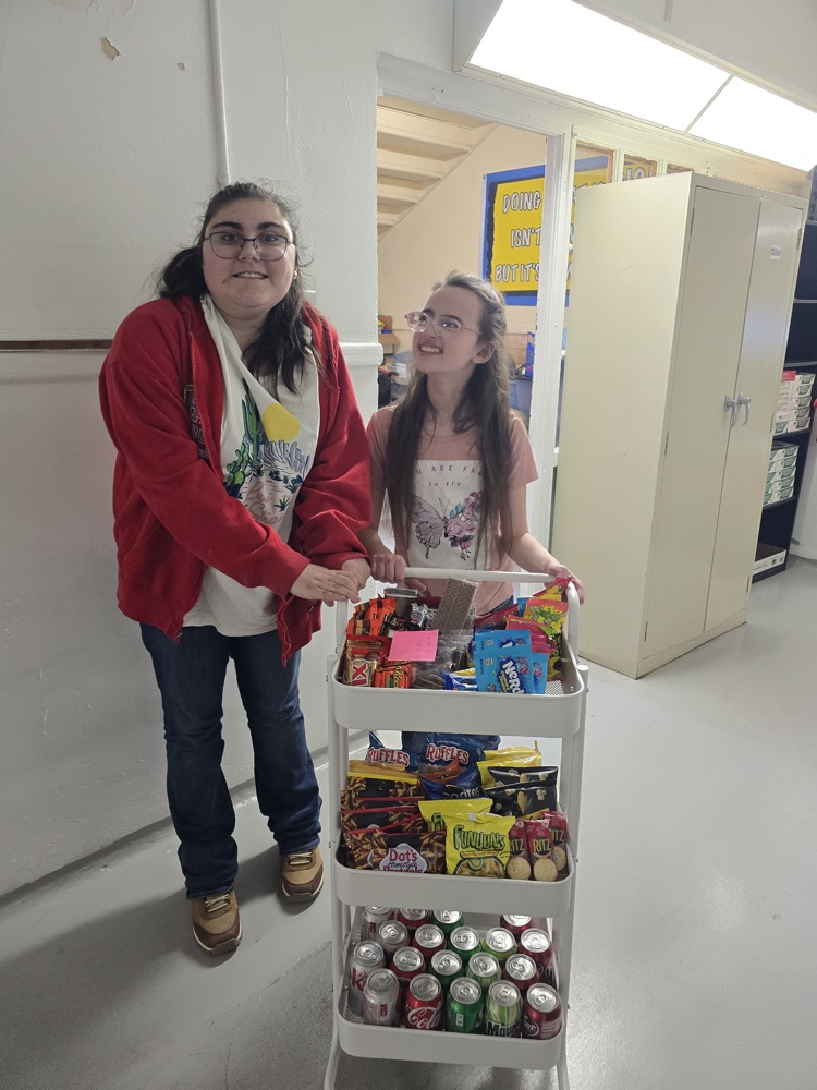 students with treat cart