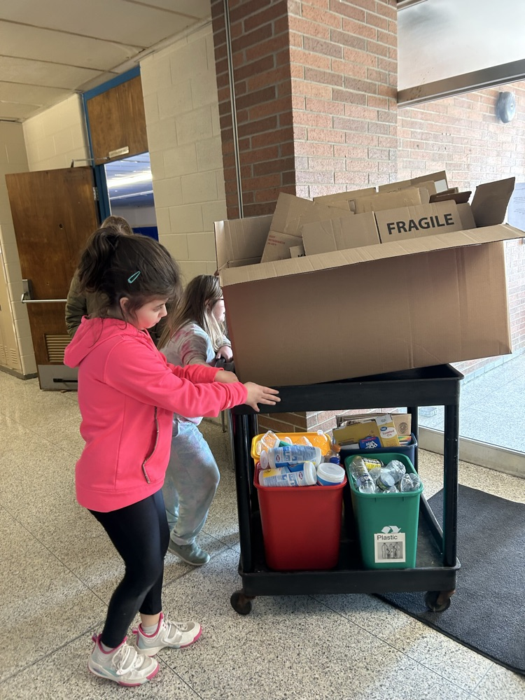 students recycling