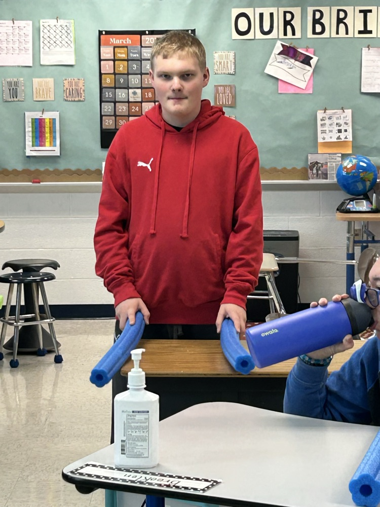 students doing cardio drumming