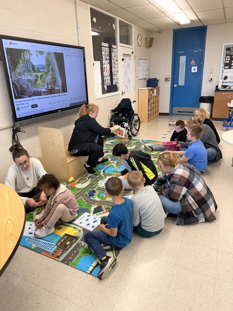 students doing a zoo worksheet