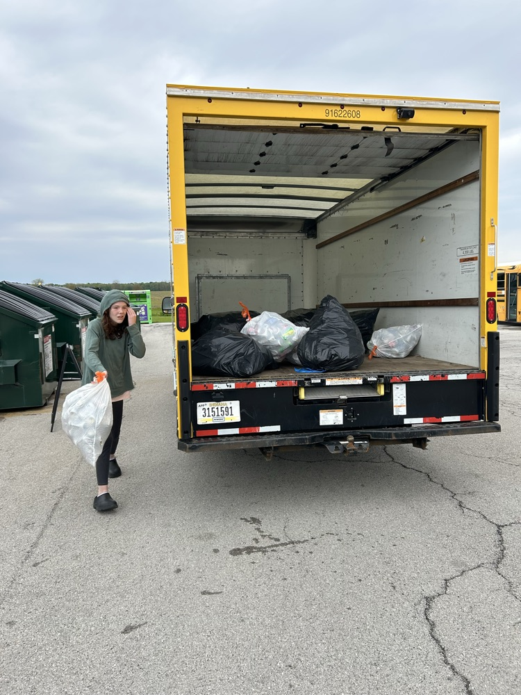 students recycling