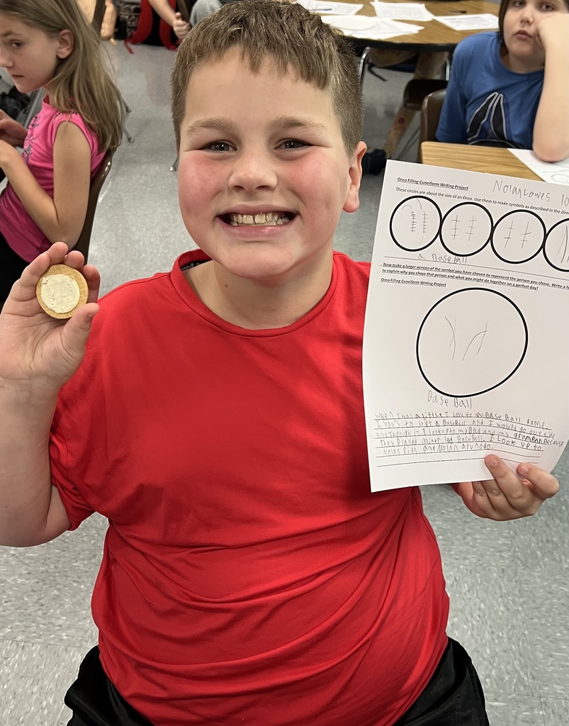ELA students with Oreos