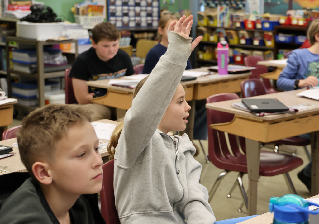 Oakwood Students learning