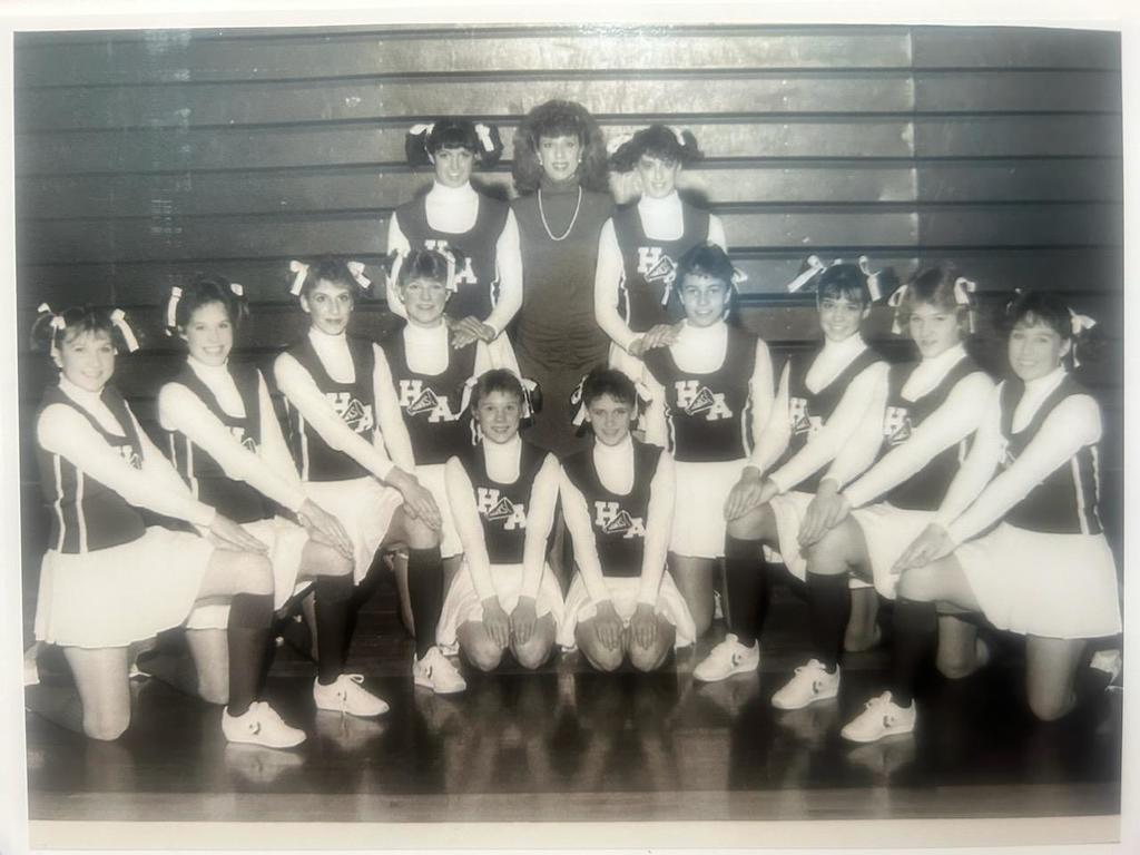 1986 Hanover Area Cheerleading Team
