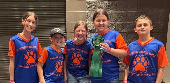 Odyssey of the Mind HJH Team with their 5th place ribbon
