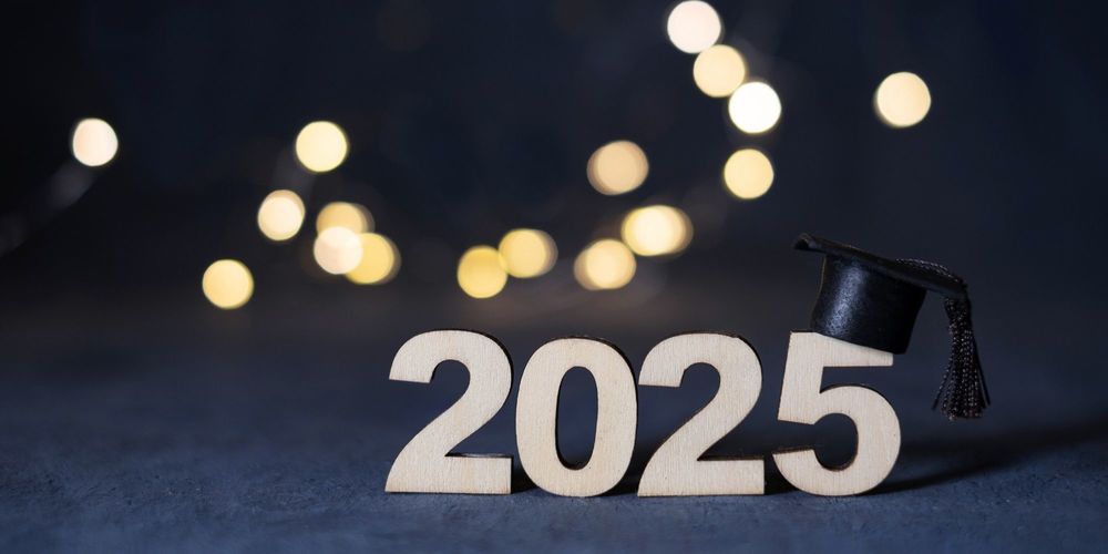 Graphic of the year 2025 with a graduate cap on the 5 in front of twinkling lights.