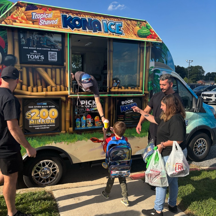 student receiving Kona ice