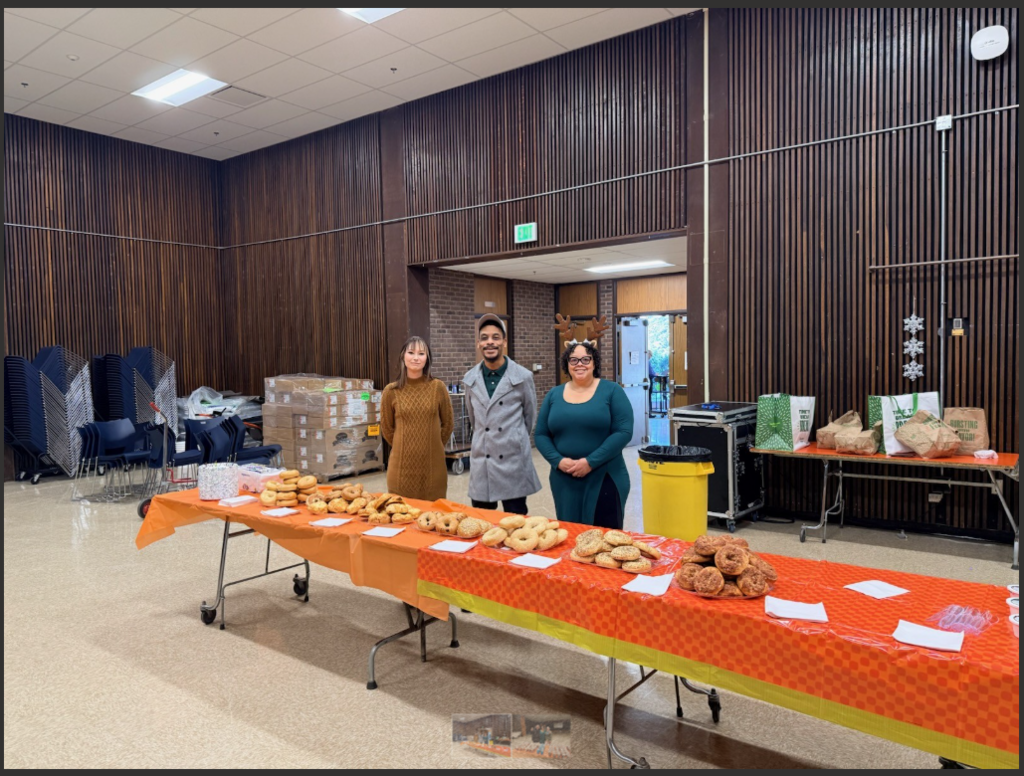 Aberdeen Middle School would like to extend a heartfelt thank you to Marcus Webster from the Office of Drug Control Policy and Roots by Ashley’s Clubhouse for providing Panera bagels for our staff this week. 🥯  Your generosity and support mean so much to our school community, and our staff truly appreciated this thoughtful gesture. Thank you for all that you do!