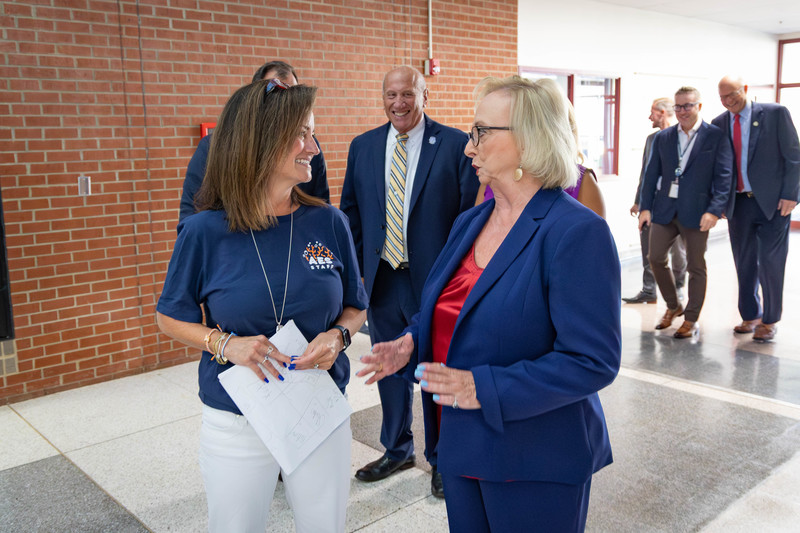 Dr. Gerringer and Dr. Wright walking in the halls together