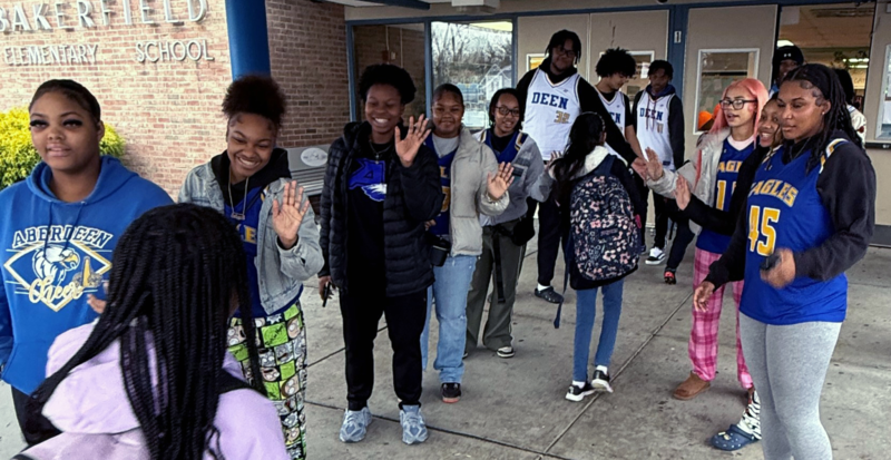 Aberdeen High School students welcome students to Bakerfield Elementary School