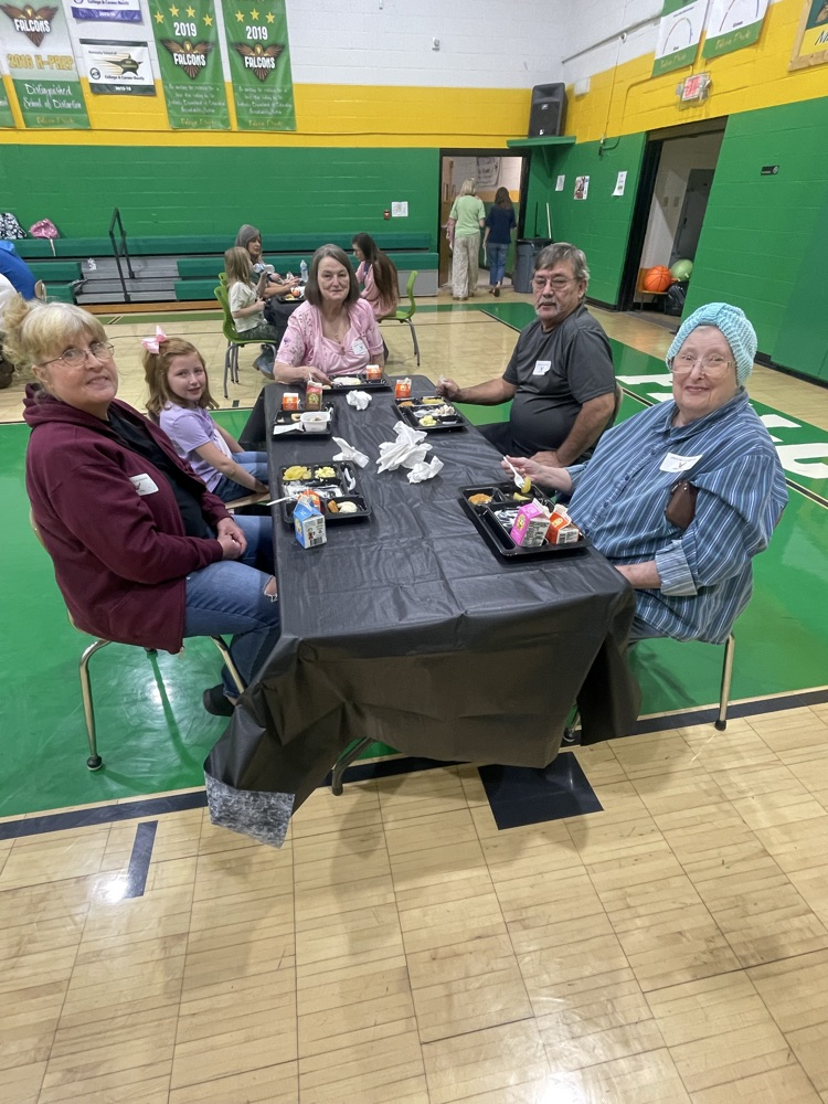 Thank you to everyone who joined us for our 1st-3rd grade Grandparents Day Breakfast!   The next Grandparents Day Breakfast will be on Tuesday, September 23rd for 4th-8th grade!   A huge thank you to our Kitchen Staff they always do an amazing job!! 