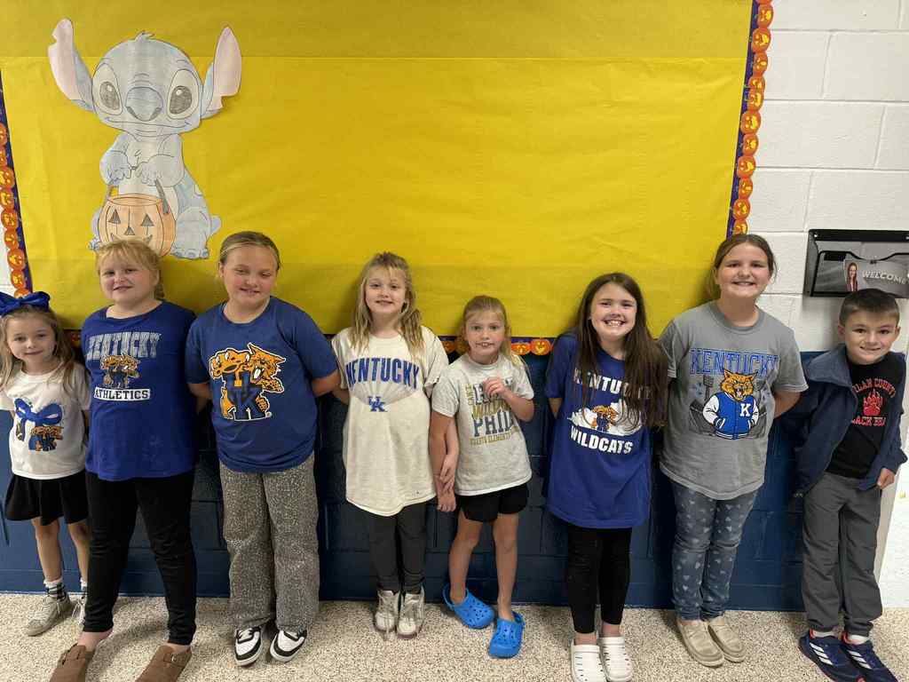 Gear Up Spirit Week Day 4 - College/Military Day