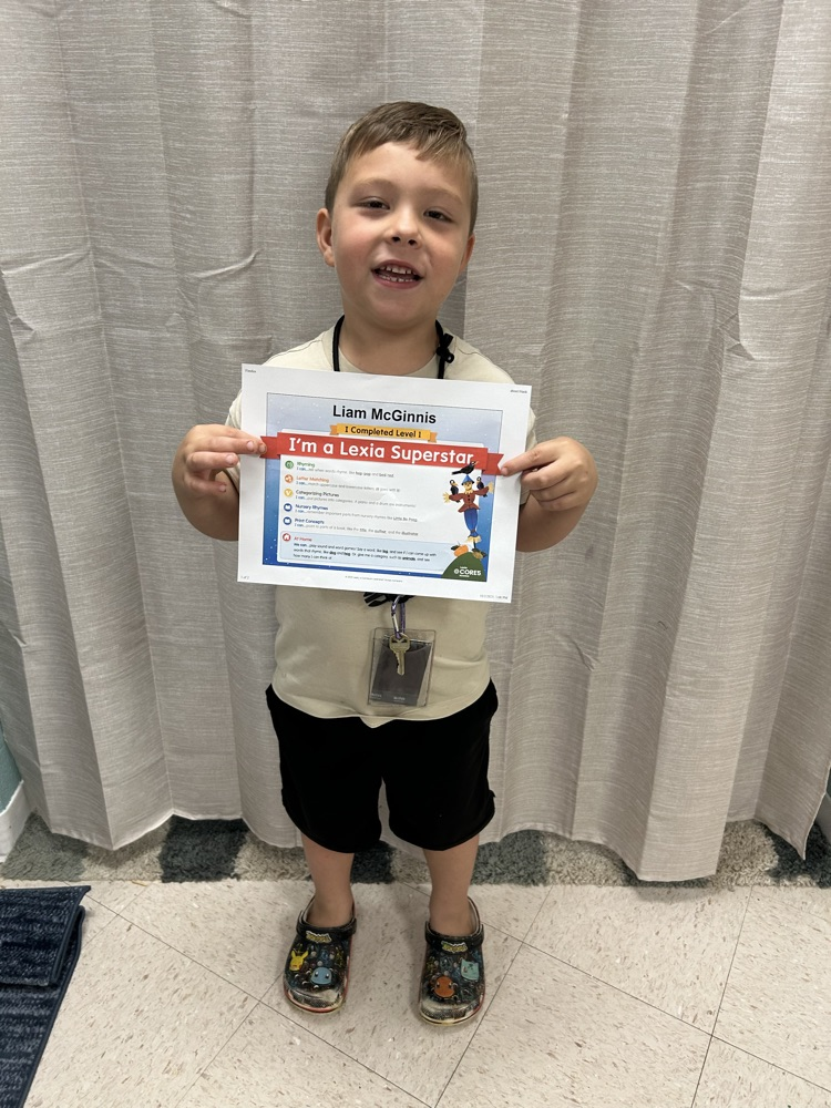 GHES kindergarteners, Mason Hoskins, Liam McGinnis, and Easton Whitehead completed a level of their Lexia program. We are so proud of their hard work. Way to go, superstars! 🤩
