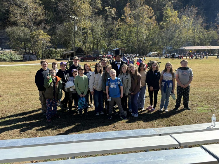 GHES 5th&6th grade students visited the Battle of Leatherwood on Friday. Students got to see and participate in activities that were based in a historical setting during the American Civil War (1862).