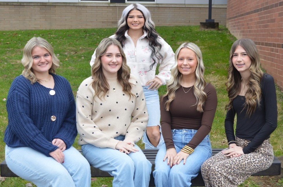 Junior Sweetheart Representatives.