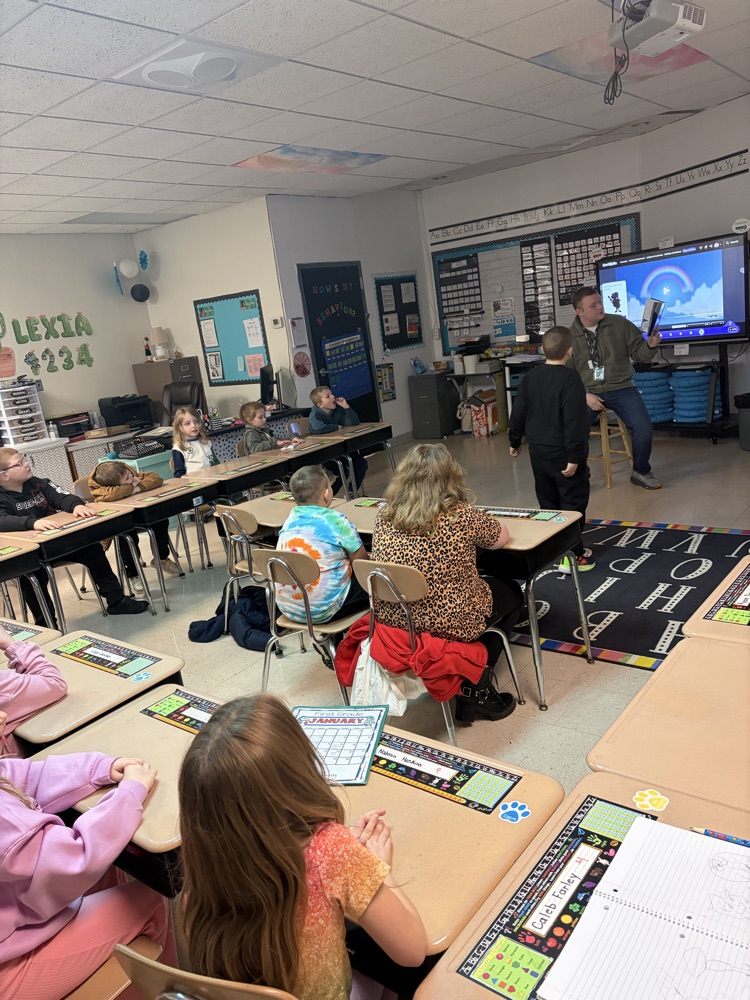 📚✨ A big thank you to our special guest reader, Stephen Daniel, for sharing his time and reading to our PreK–4th grade students in celebration of Read Across America! 🌟
