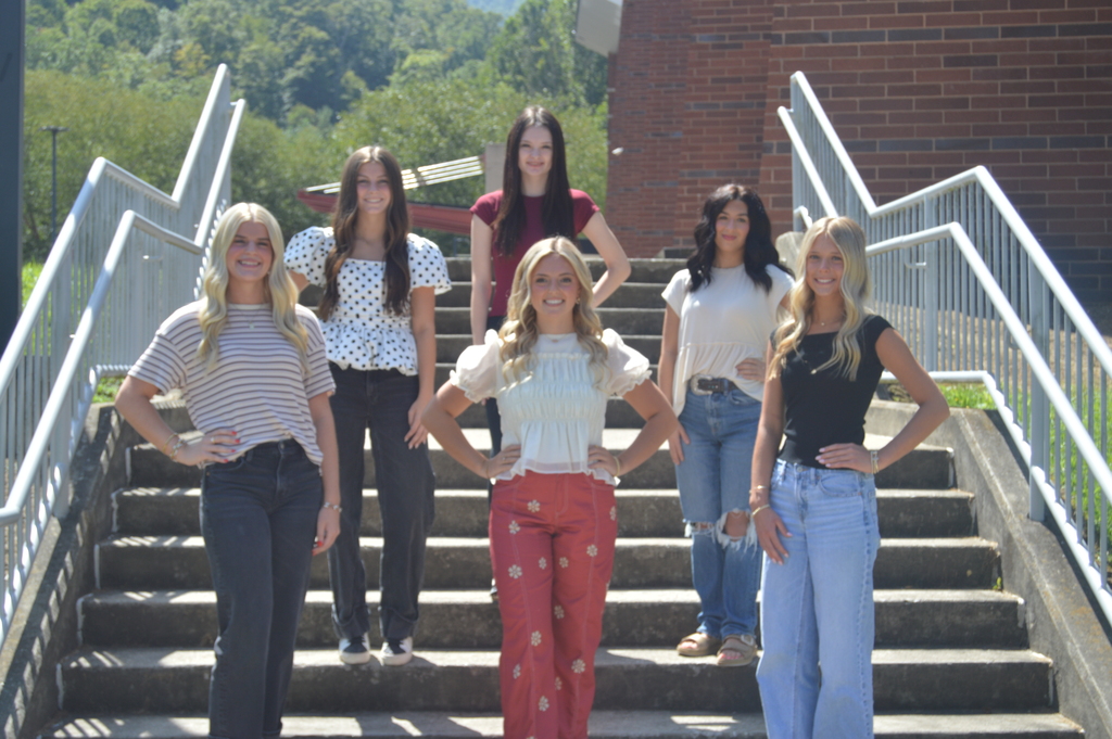  The 2026 Harlan County High School Football Homecoming will take place on Friday, September 4 at 5:30pm prior to the Harlan County vs. East Ridge varsity football game.  Sophomore Representatives Front row left to right: Shasta Brackett, Paisleigh Bledsoe and Maddy Fields. Middle row left to right: Reagan Clem and Macy Sizemore.  Back row middle: Shyann Halcomb.
