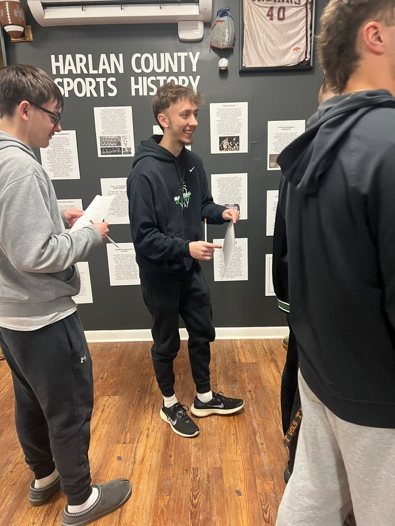 Leadership visit to The Harlan Museum 