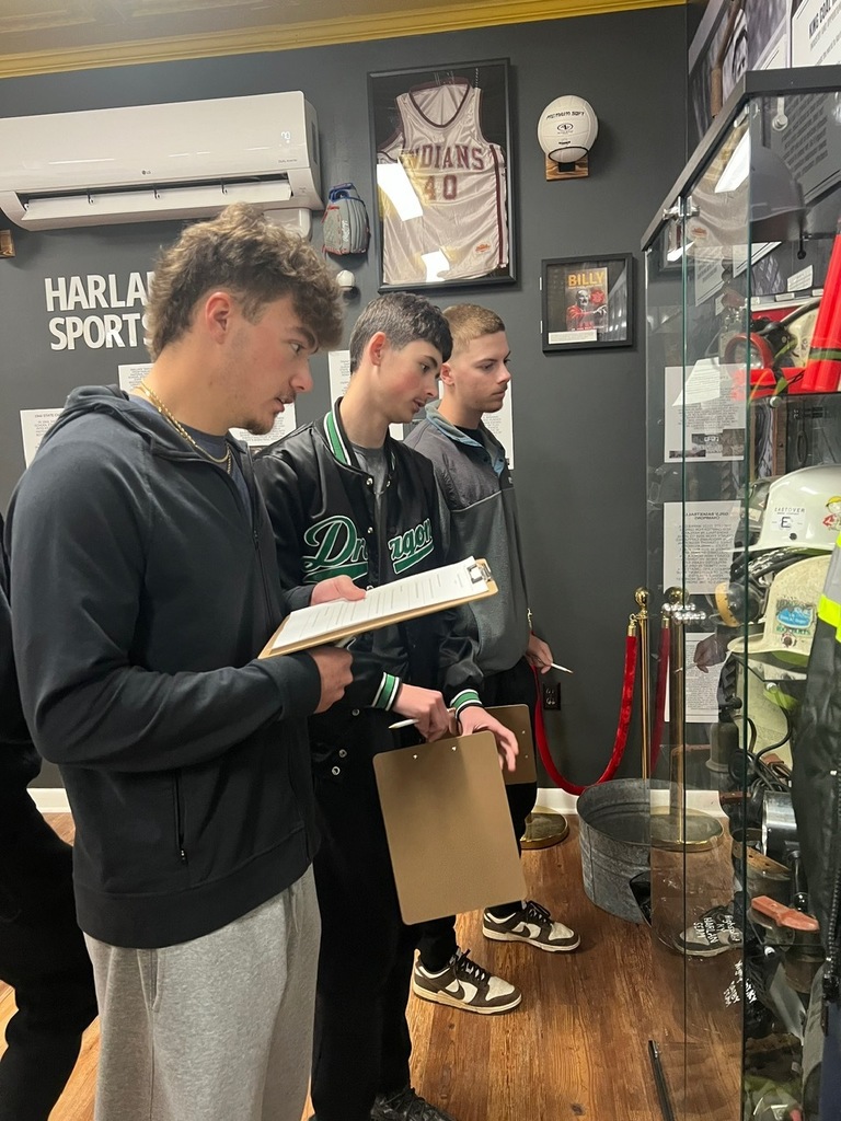 Leadership visit to The Harlan Museum 