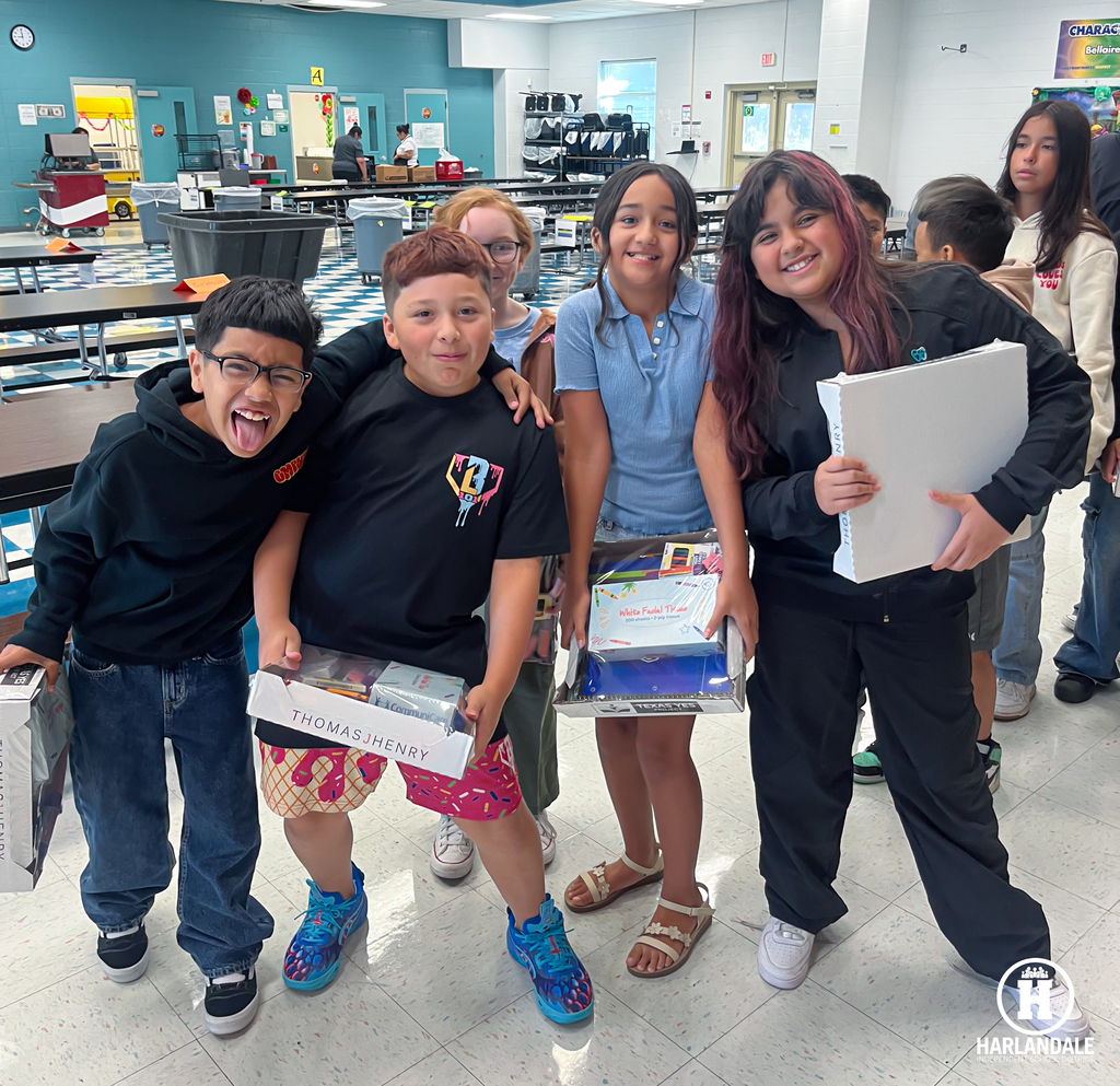 250818-YES School Supplies-3