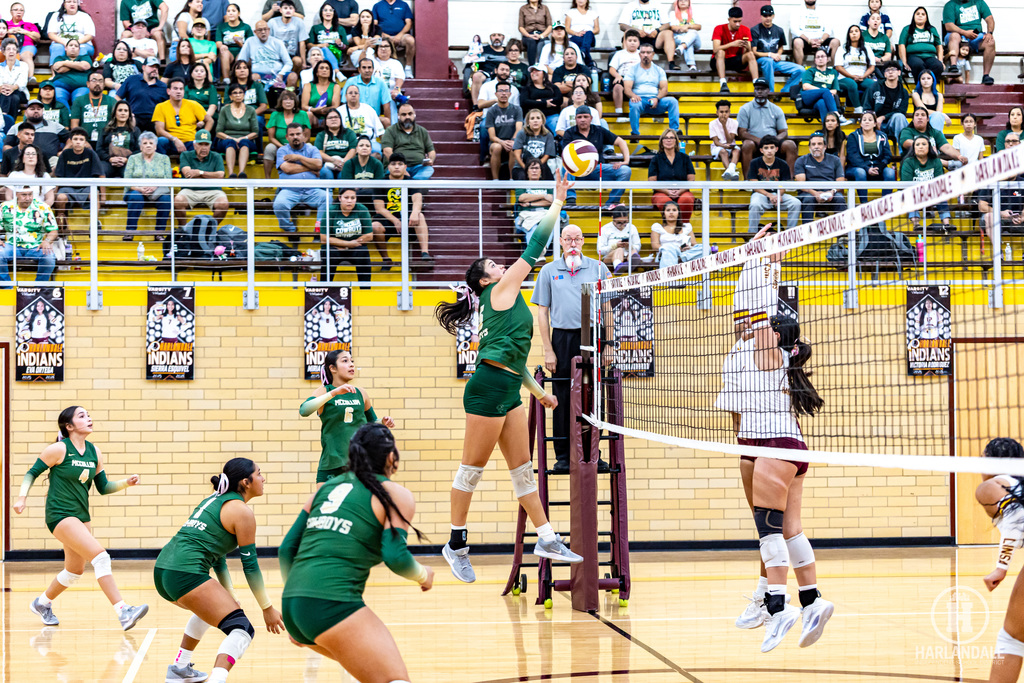 251024 Volleyball Frontier Bowl-35