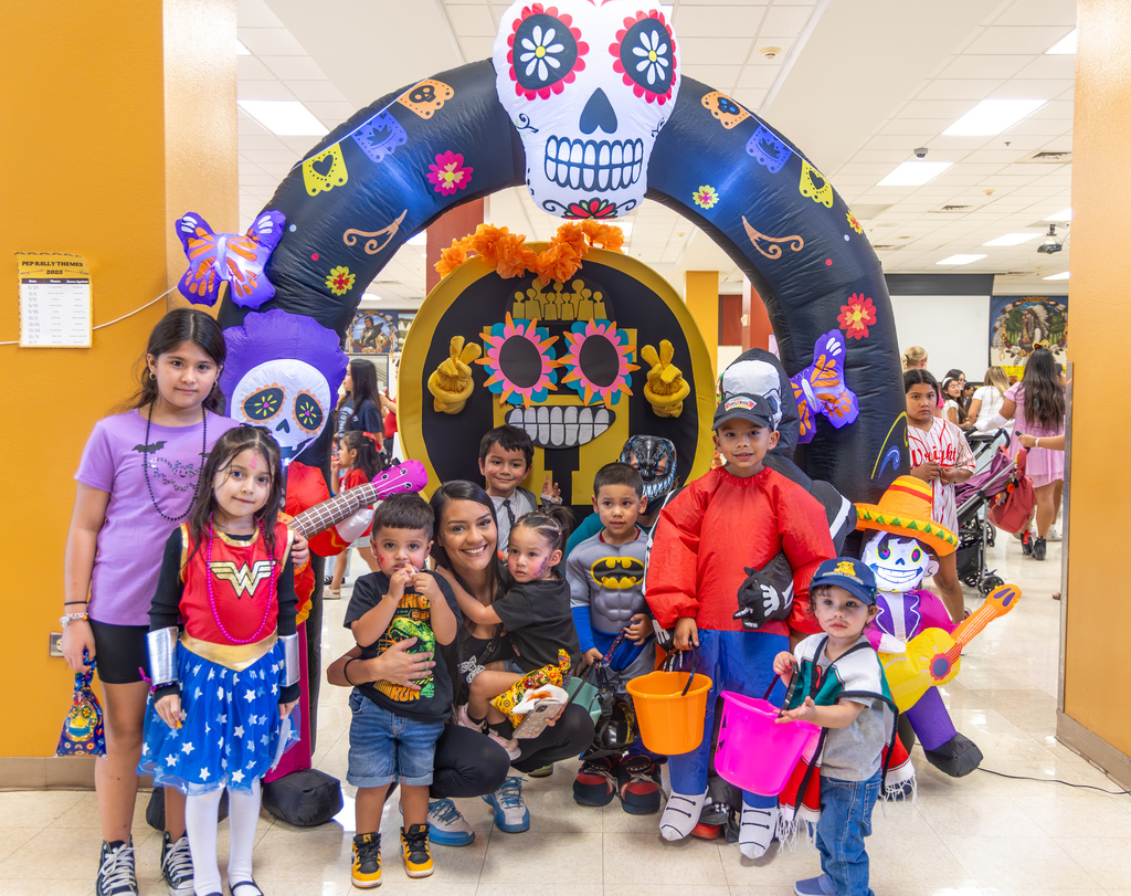 Harlandale ISD District Family Night