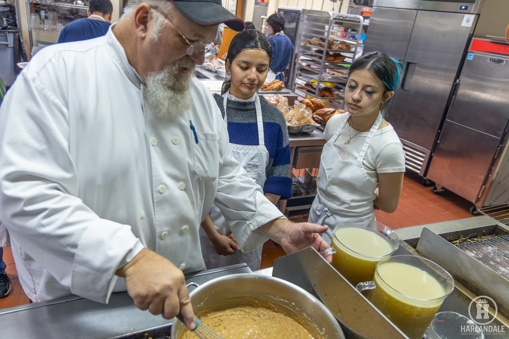 Harlandale ISD Culinary Students