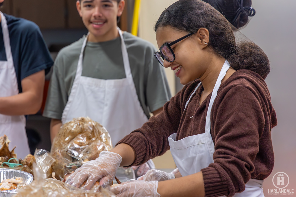 Harlandale ISD Culinary Students