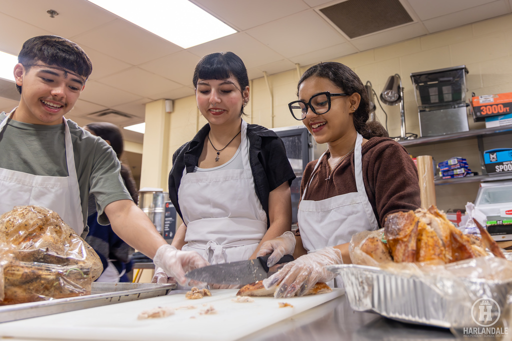 Harlandale ISD Culinary Students