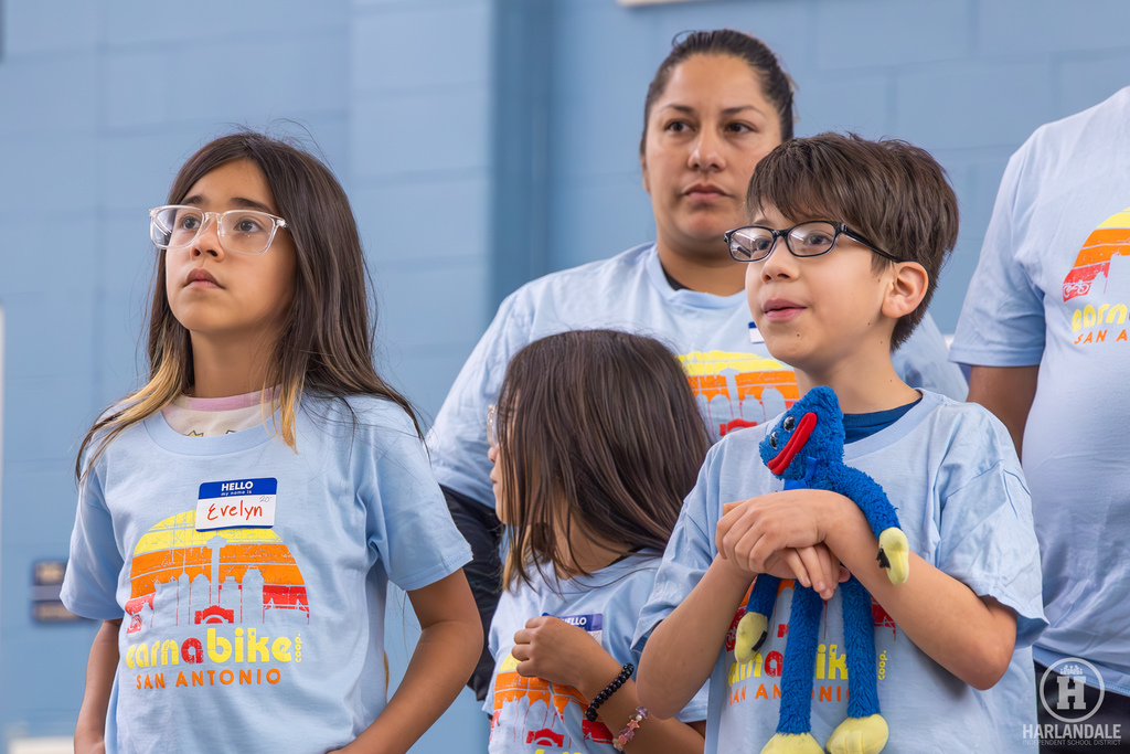 Harlandale ISD Build a Bike Night