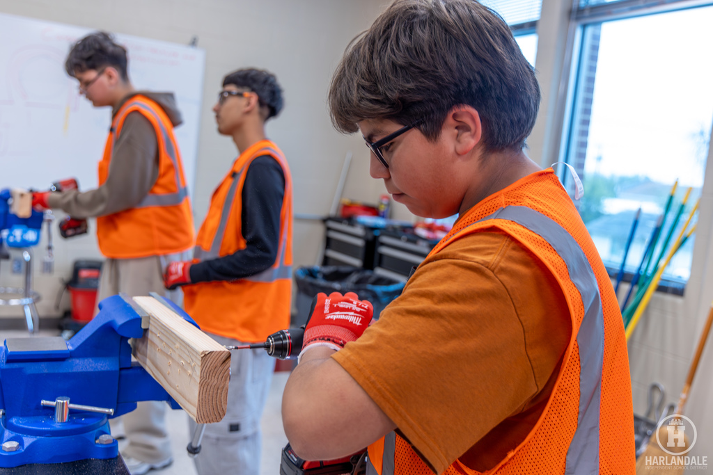 Harlandale_ISD_CTE_Tour