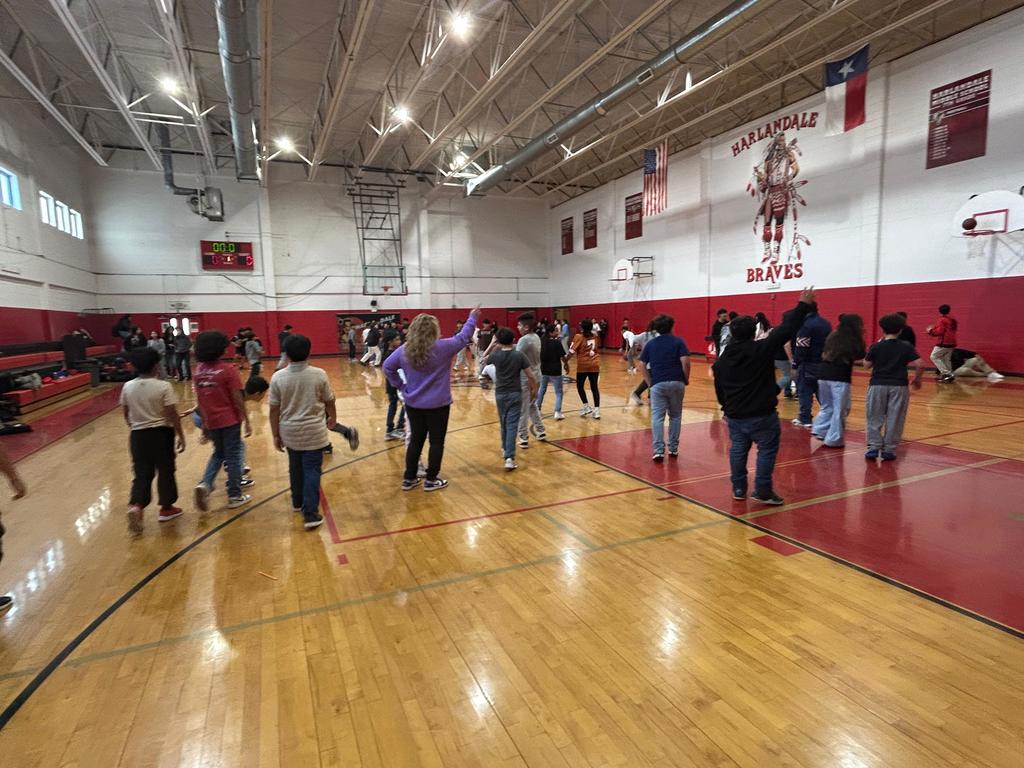 6th grades enjoy reward for earning Brag Boards 