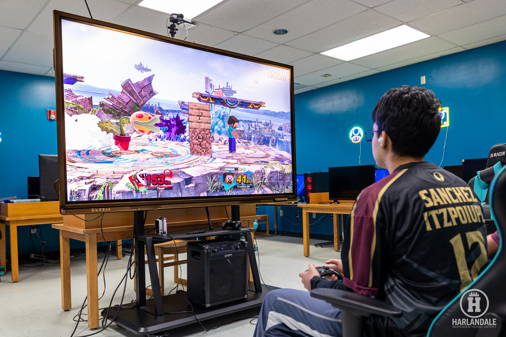 251211 Esports High School-3