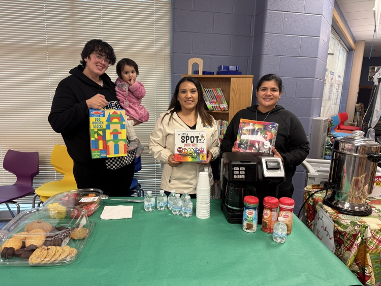 parents at cafecito meeting 
