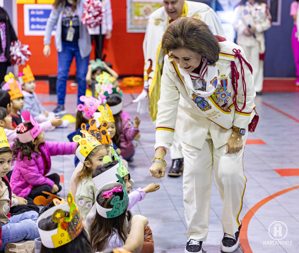 260130 Rey Feo Visits-17