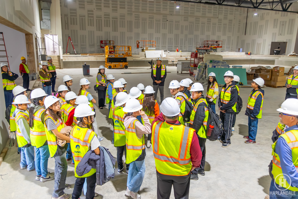 Harlandale ISD Student Advisory Committee New Arena Tour