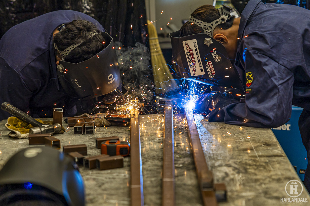 2603 Welding Students-5