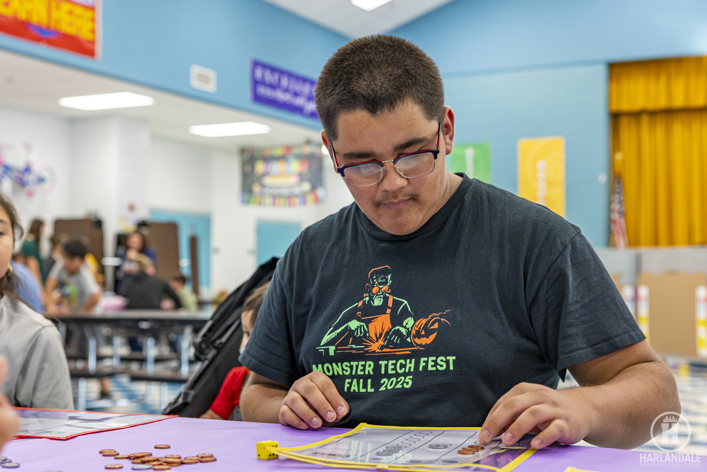 260312 Bellaire Math Night-3