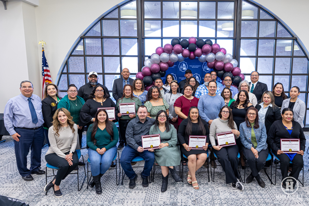 260318 Texas A&M La Familia-70