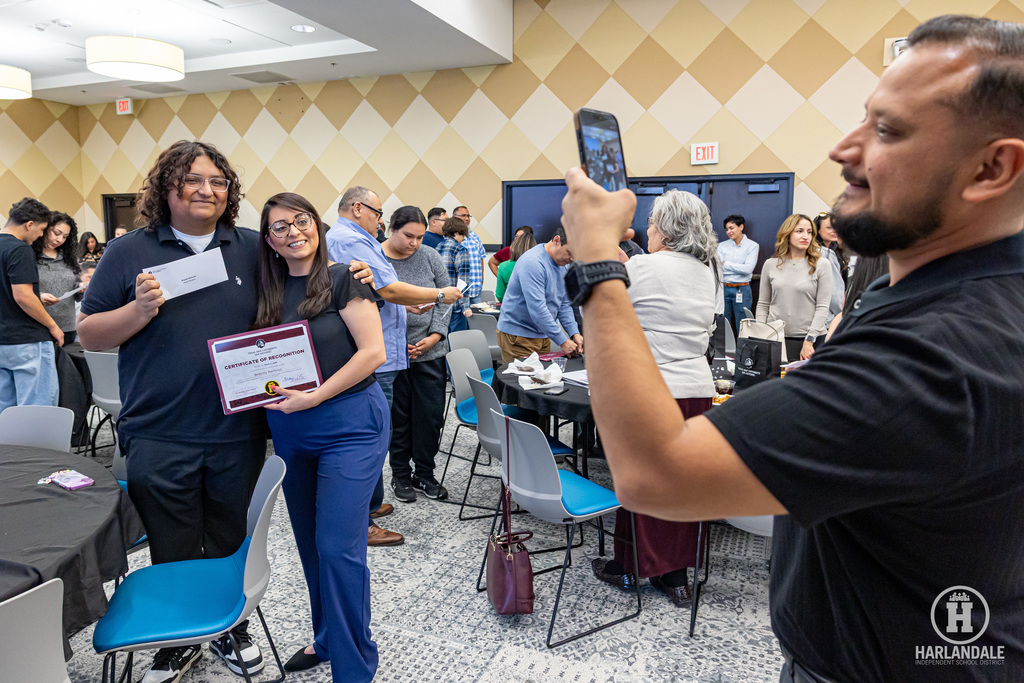 260318 Texas A&M La Familia-78